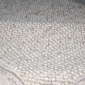 Handwoven Chunky Wool Loop Rug: Cream Textured Boho Farmhouse Carpet