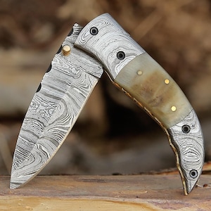 Damascus Steel Folding Knife with Stag Horn Handle – Custom Engraved Pocket Knife