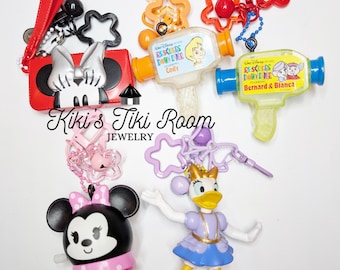 CHARACTER BAG Charms #15 / Keychain Clips/ Theme Park Bag Charms/ Keychain/ Purse Dangle/ Bag Accessories