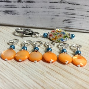 Butterfly Stitch Marker Holder Set Snag Free Orange Stitch Markers Gift for Knitters , Mother's Day Gift image 3