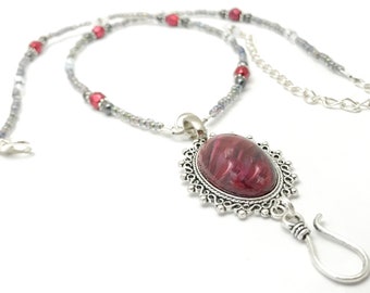 Beaded Knitting Necklace: Portuguese Yarn Hook, Stitch Marker Holder