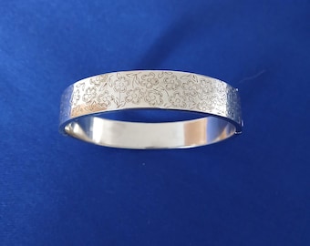 Antique French Ornate Hand Etched Silver Oval Bangle Bracelet with security chain