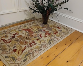 Gehaakt vloerkleed New England boerderij met traditioneel bloemdessin