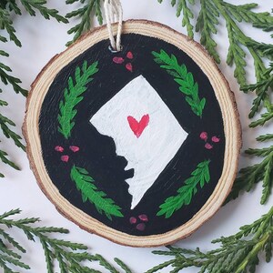 Washington DC Outline Wood Slice Christmas Ornament