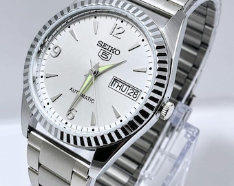 SEIKO ５AUTOMATIC 手巻き腕時計　# 5173 1970年代ヴィンテージ セイコー5 自動巻き腕時計：バーガンディ文字盤