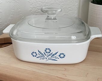 Vintage Corning Ware Blue Cornflower 1 Liter Casserole Dish with Pyrex Lid