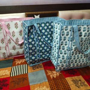 Cotton Quilted Tote Bag, Boho Floral Hand Block Printed Shopping Bags, Beach Bag, Travel and Shoulder Tote Bags, Women Gifts, Sustainable