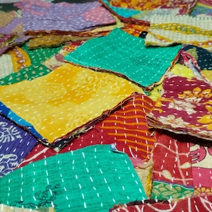 Vintage kantha bundles, Indian SARI Fabric Square, Quilting Kantha Patches, quilt scraps Snippets for Slow Stitching, Collage, Junk Journals