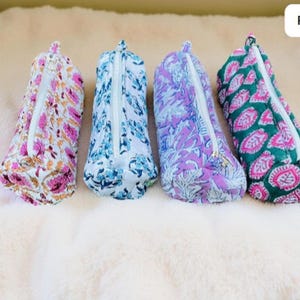 Floral Quilted Cosmetic Pouch Small Cotton Pen Pencil Pouch Mini Makeup Brush Bag lipstick storage bag Pencil Case and Travel Pouch with zip