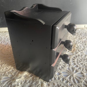 small black skull 3 drawers jewelry box
