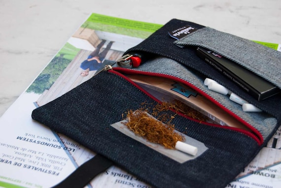 Pitillera de tabaco de liar con bolsillos para filtros, papel y mechero -  La Industria Handmade