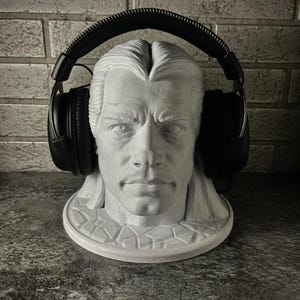 Fantasy Warrior Bust Headphone Holder, White Wolf Inspired Desk Organizer, Stone Finish Gaming Accessory