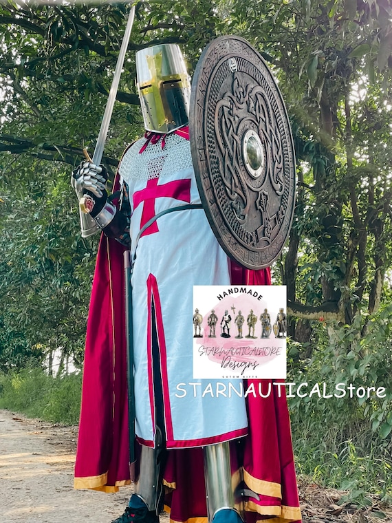 Armadura de caballero medieval, réplica de traje de la Cruz Roja