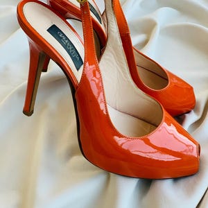 Vintage Giambattista Valli Patent Leather Peep Toe Heels – Red Orange – EU 39.5