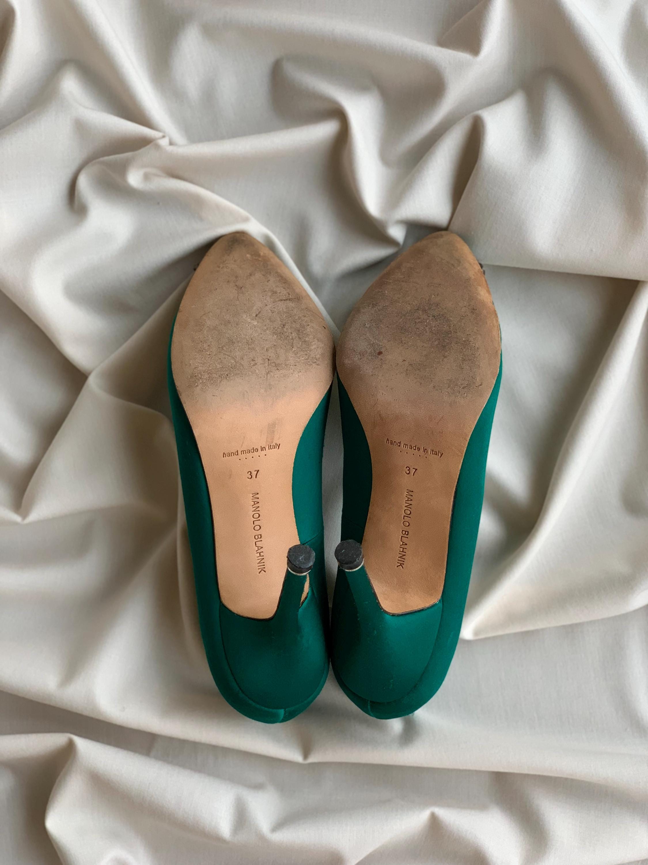 Vintage Manolo Blahnik Emerald Satin Crystal Buckle Heels – Iconic