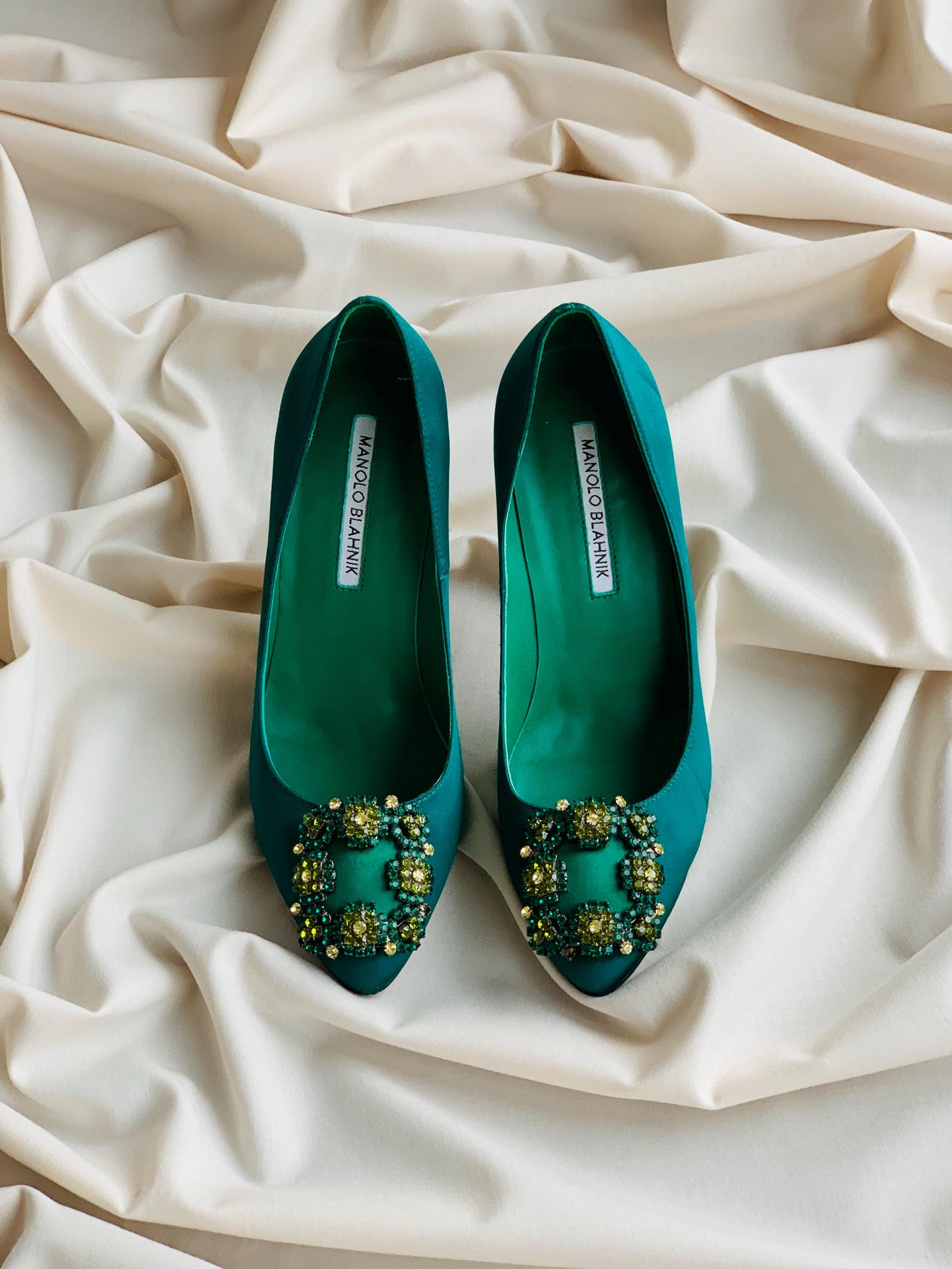 Vintage Manolo Blahnik Emerald Satin Crystal Buckle Heels – Iconic