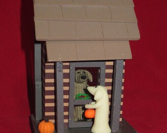 Trick-or-Treat dog house figurines