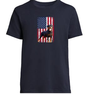 Rottweiler T-shirt med amerikansk flagga, trosskrift