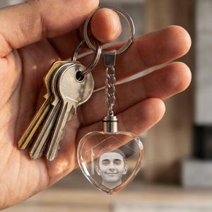 Customized Crystal Keychain, Personalized Gift (Mothers Day, Celebration)