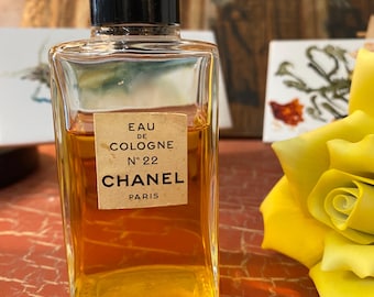 Collectible CHANEL Fragrance Wardrobe Set of 5 Mini Parfums With
