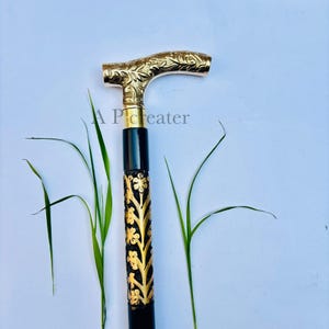 Elegant Wooden Walking Stick , Victorian Hand-Carved Cane for Jogging , Luxury Walking Stick for Men & Collectors , Gift for Parents