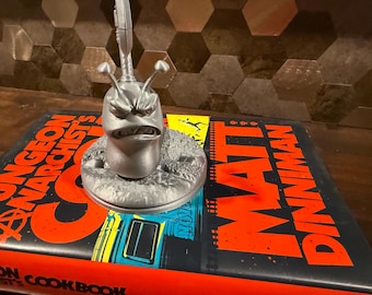 Dungeon Crawler Carl Sluggalo Figurine – 3D Printed Silver Slug Collectible