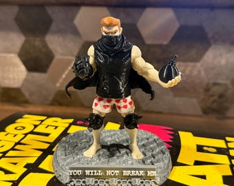 Dungeon Crawler Carl  – 3D Printed Figurine