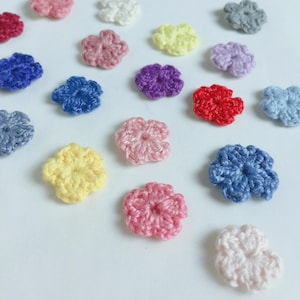 Micro Crochet Flower Appliqués: Tiny Floral Embellishments, Craft Decoration, Cute micro patches, Small patches, Mini crochet flowers