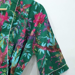 Floral Print Cotton Kimono Robe: Japanese Style Bathrobe