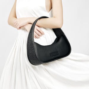 Shoulder Bag Marseille | All-Black Woven Premium PU Leather, Sleek Half-Moon Everyday Bag & Gift for Her