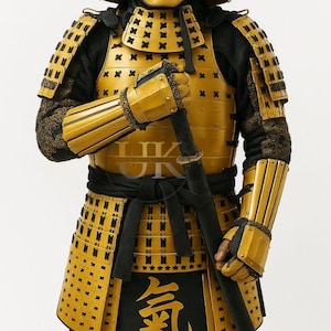 Wearable Sengoku Samurai Armor: Functional Iron & Silk Rüstung - Golden Color
