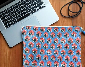 Funda para portátil personalizada, funda para iPad, funda para MacBook con estampado de bloques, regalo para dama de honor, bolsa para computadora bordada personalizada, bolsa organizadora de tecnología