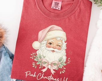 Comfort Colors® Retro rosa jultröja med tomtemotiv, söt rosa jultomte-t-shirt, rosa t-shirt med julstämning, retro jultomte-tröja