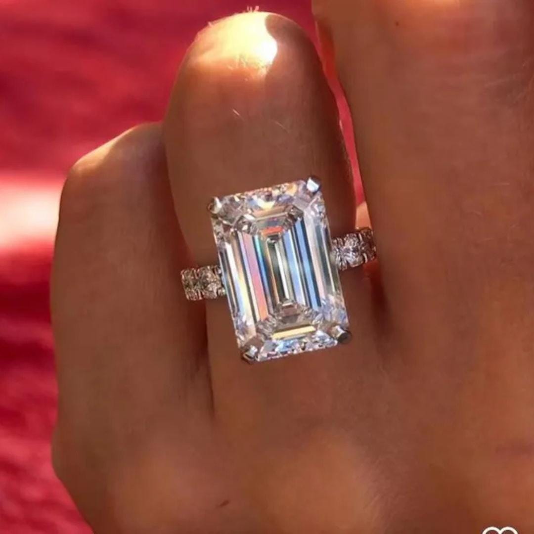 10カラットのエメラルドカットモアッサナイト婚約指輪、大きな 