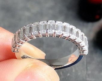 Emerald Cut Half Eternity Band, Emerald Cut Diamond Wedding Band, Stackable Anniversary Band, Minimalist Bridal Ring, Wedding Band for Her