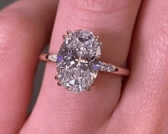Verlobungsring mit ovalem Moissanit (4 Karat), ovaler Solitär-Ehering, einzigartiger Ring mit verstecktem Halo, Jahrestagsgeschenk für Damen, 14 Karat Massivgold