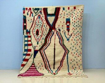 Moroccan Boujaad Rug: Handmade Wool and Cotton Blend