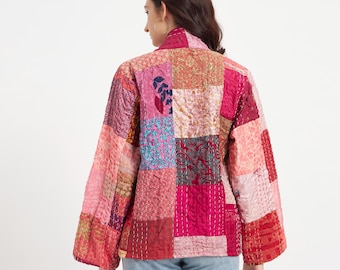 Chaqueta vintage Kantha de seda con patchwork