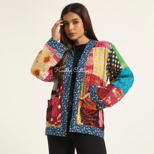 Handgjord Kantha-jacka i lapptäcke, färgglad bomullsquiltjacka, boho jacka med knappar, vintage Kantha-kappa, hantverksmässiga lapptäckeytterkläder