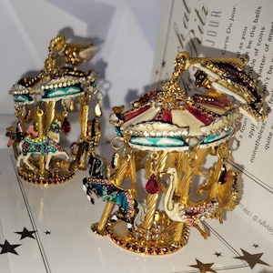 Lunch at the Ritz “Turn of the Century” Carousel Earrings – 1998 Signed Clip-Ons, Rare Vintage Enamel Jewelry w/ Original Card