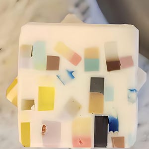 Jabón de leche de cabra Terrazzo / Barra de jabón artesanal de sándalo y pomelo / Regalo de vidriera