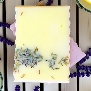 Jabón de leche de cabra con aroma a limón y lavanda, para piel sensible