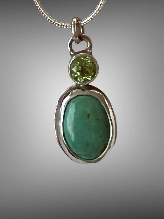 Green turquoise and peridot pendant