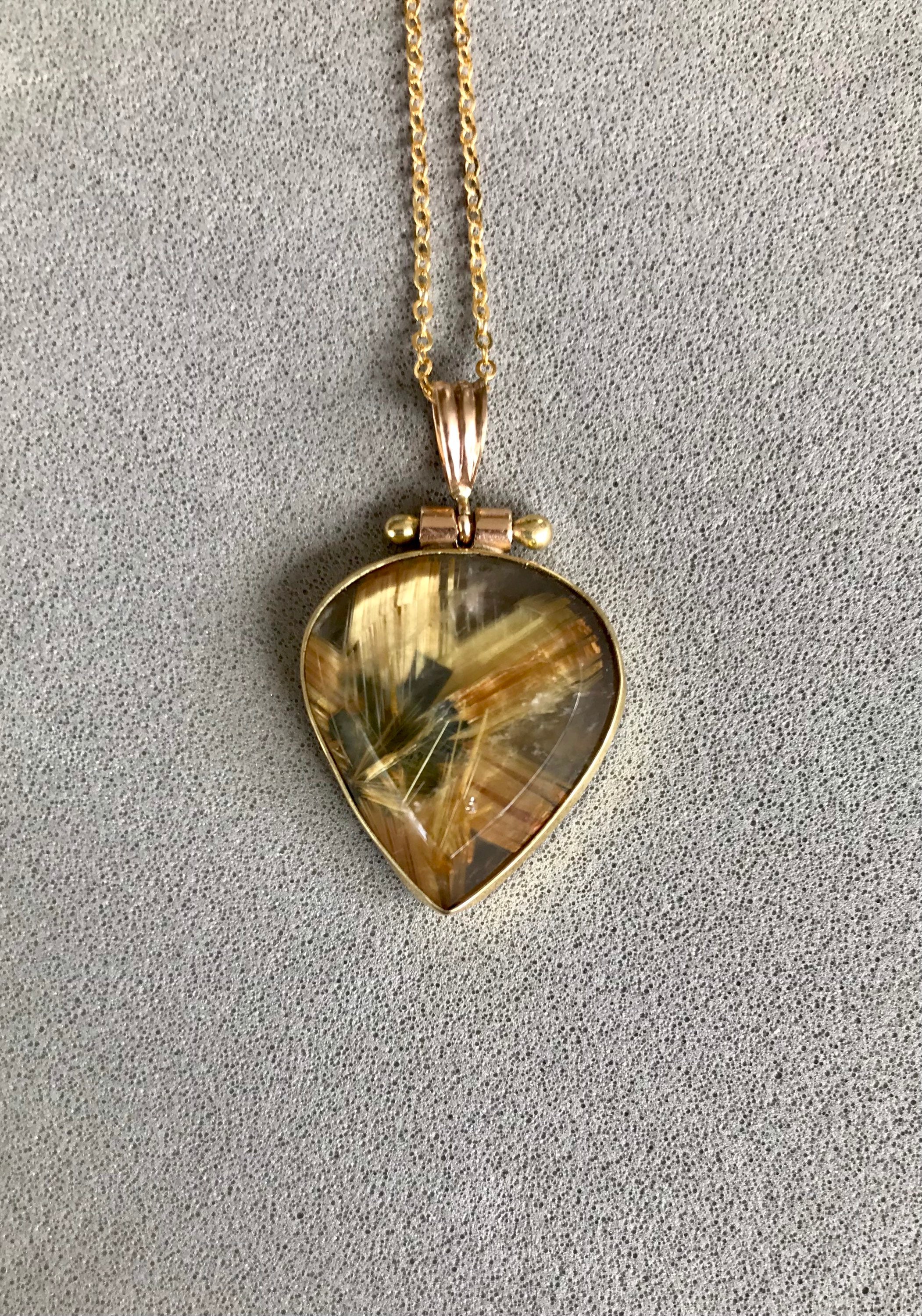 Rutilated Quartz in 18k Gold Pendant | Etsy