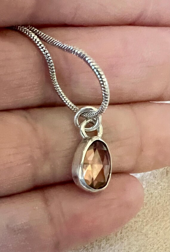 Chocolate zircon pendant