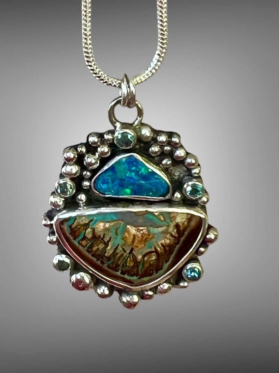 Double opal pendant