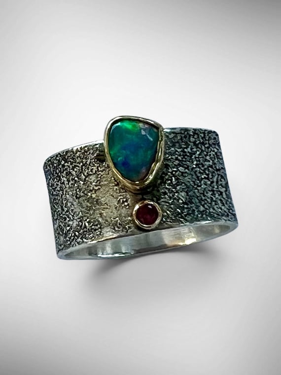 Lightning Ridge opal and ruby ring