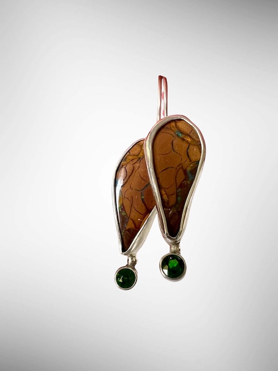 Asymmetrical Grace with Tsavorite Glow earrings