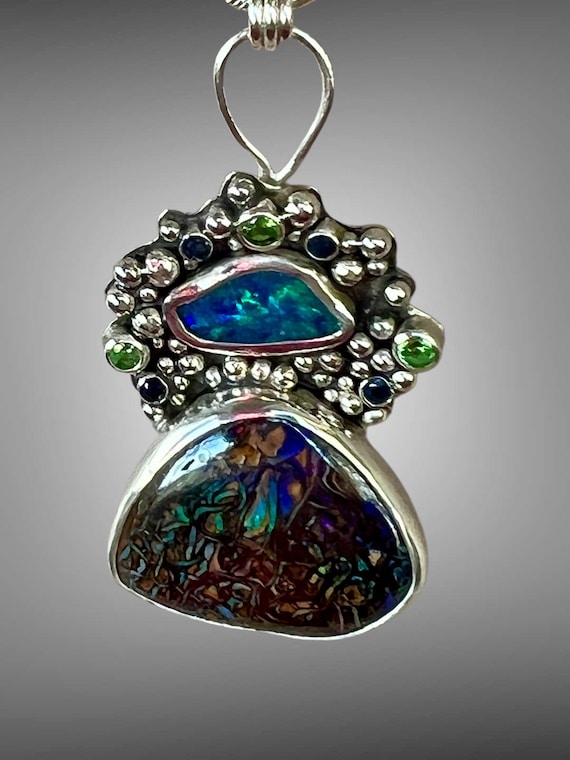 Double opal with diopside and sapphire