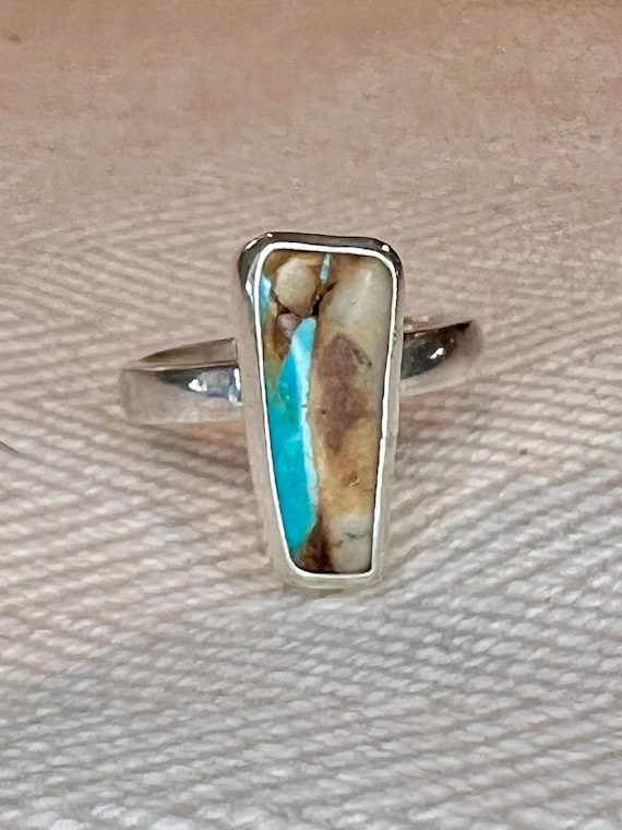 Royston ribbon turquoise ring